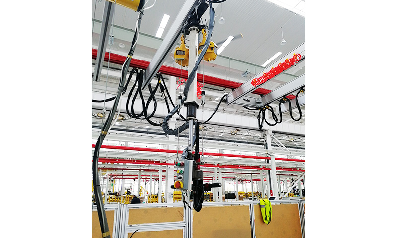 軌道懸掛式擰緊機(jī)